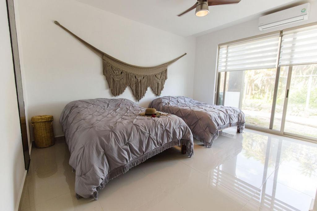 Angelina 28 Beachfront And Family Apartments - Modern And Relaxing Long Stays - 20 Min From Cancun Airport Puerto Morelos Exteriör bild